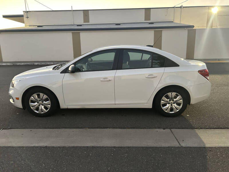 2015 Chevrolet Cruze LS Auto