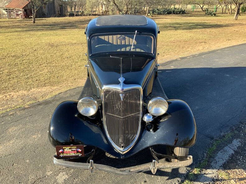 1934 Ford Tudor