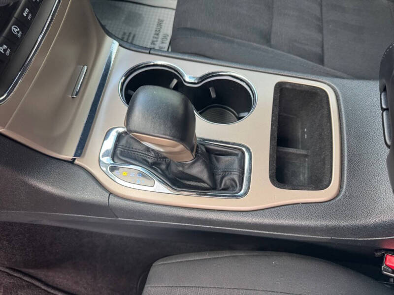 2017 Jeep Grand Cherokee Laredo