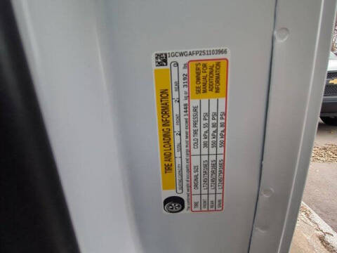 2025 Chevrolet Express 2500