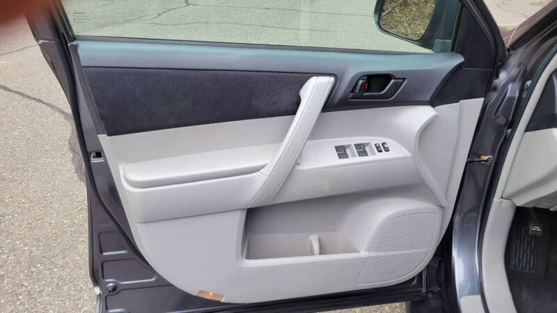 2012 Toyota Highlander