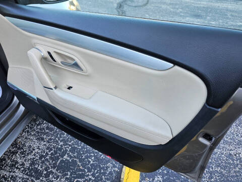 2009 Volkswagen CC VR6 4Motion