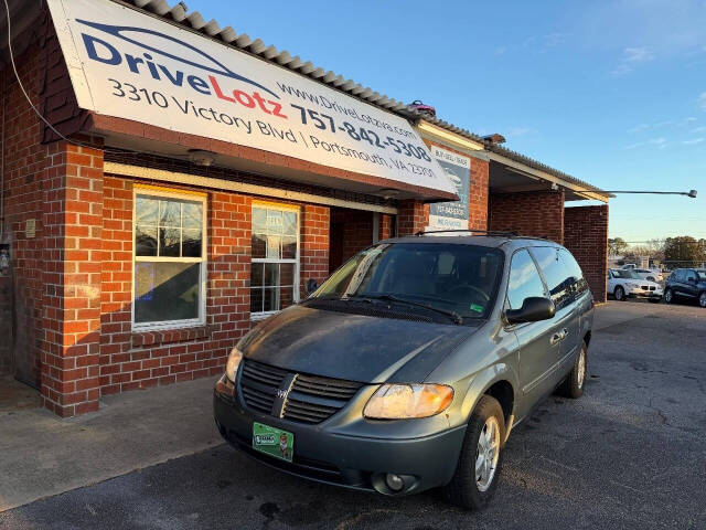2006 Dodge Grand Caravan SXT's photo