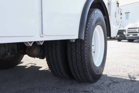 2016 Freightliner M2 106