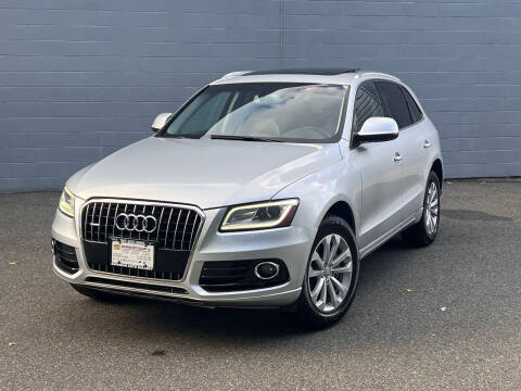 2014 Audi Q5 for sale at Bavarian Auto Gallery in Bayonne NJ