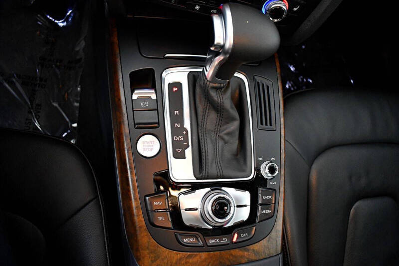 2016 Audi A4 2.0T quattro Premium Plus