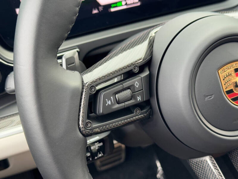 2024 Porsche Cayenne Turbo E-Hybrid Coupe