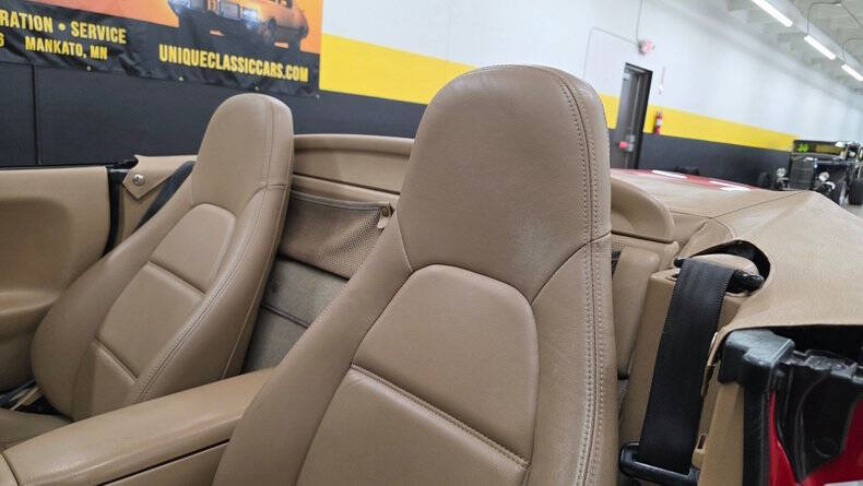 2000 Mazda MX-5 Miata