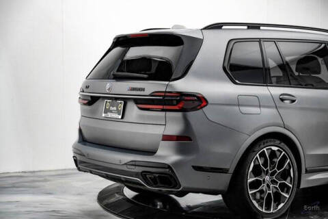 2023 BMW X7 M60i