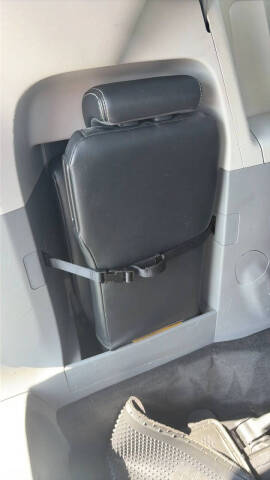 2013 Toyota Sienna SE 8-Passenger