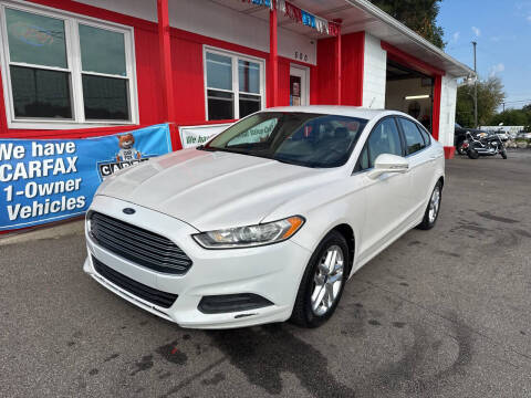 2013 Ford Fusion SE