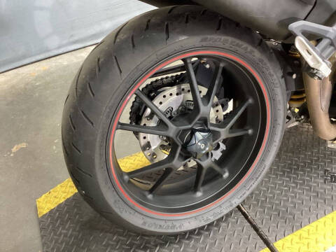 2015 Triumph Speed Triple R ABS