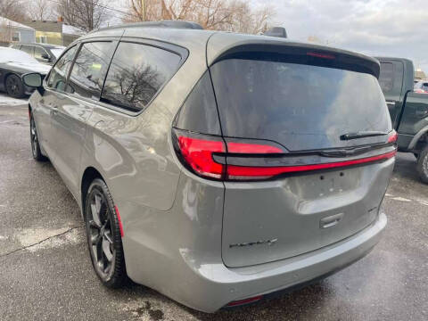 2025 Chrysler Pacifica Limited