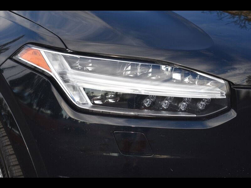 2017 Volvo XC90 T8 eAWD Inscription