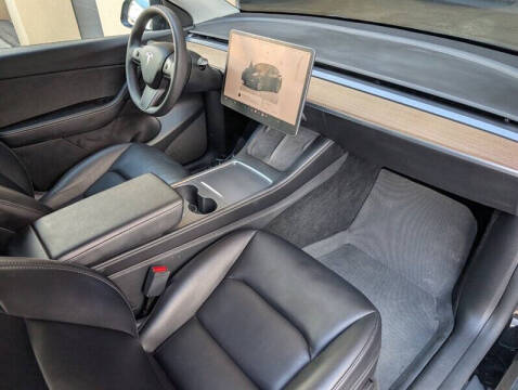 2022 Tesla Model Y Long Range