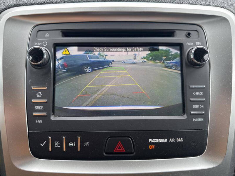 2016 GMC Acadia SLE-2