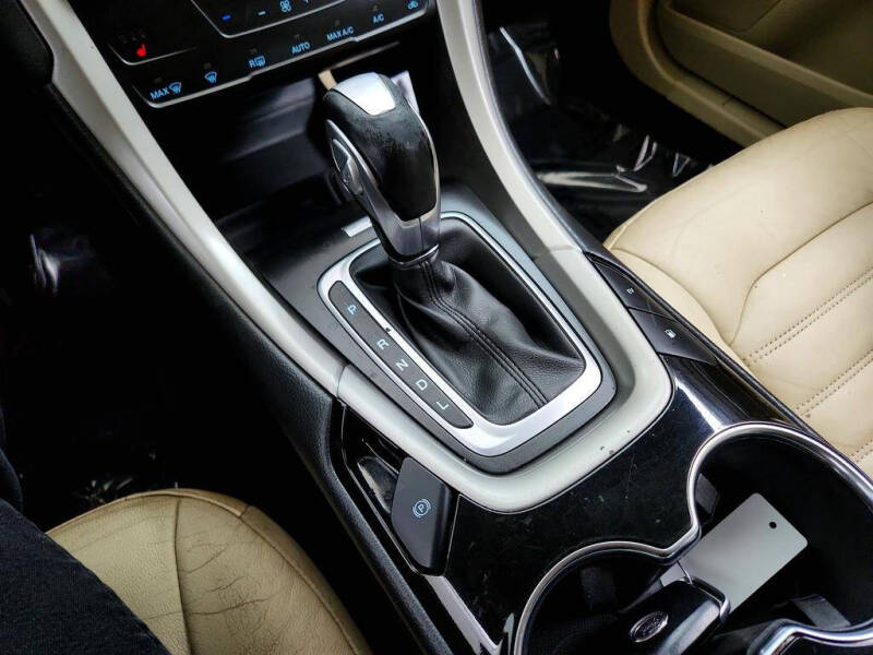 2014 Ford Fusion Energi SE