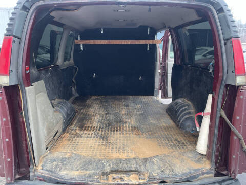 1999 Chevrolet Express G2500 LS