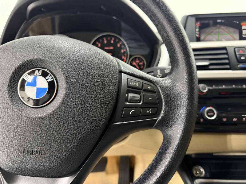 2015 BMW 3 Series 320i