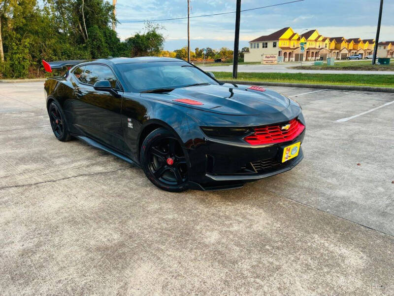 2019 Chevrolet Camaro 1LT photo 9