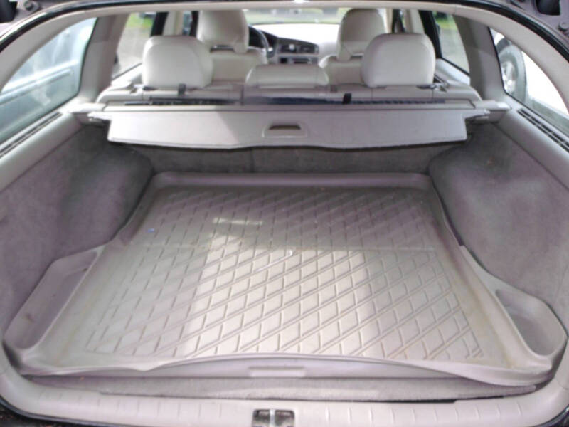 2003 Volvo V70 2.4