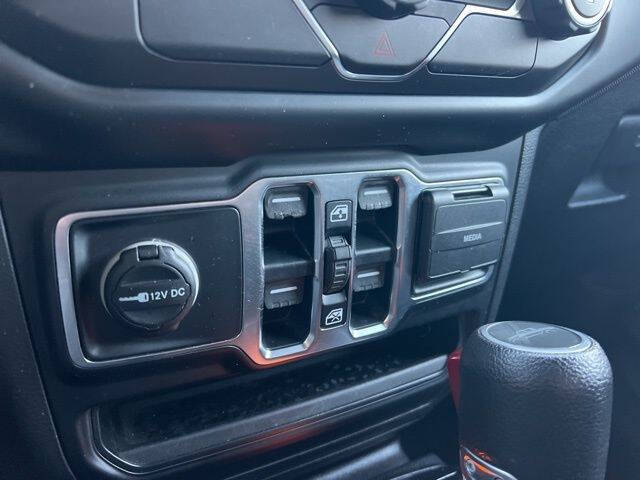 2020 Jeep Gladiator Sport