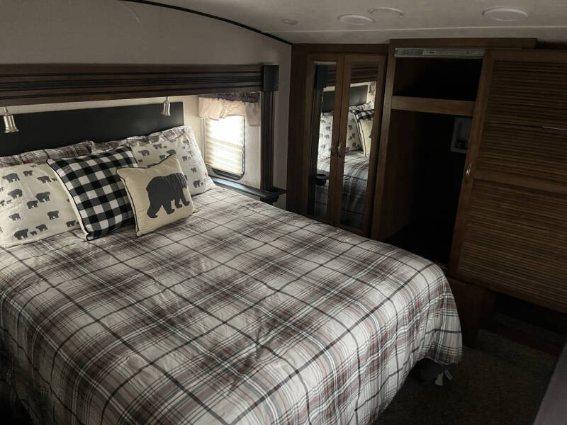 2018 CHAPARREL COACHMEN