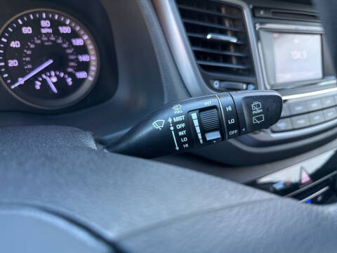 2017 Hyundai Tucson SE