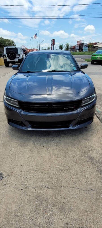 2015 Dodge Charger SXT's photo