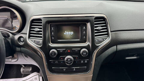 2015 Jeep Grand Cherokee Laredo