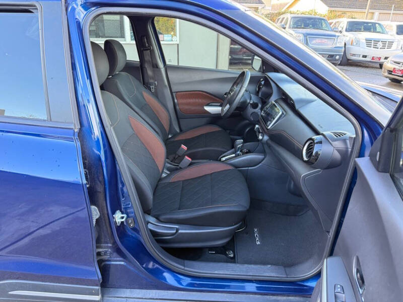 2018 Nissan Kicks SR