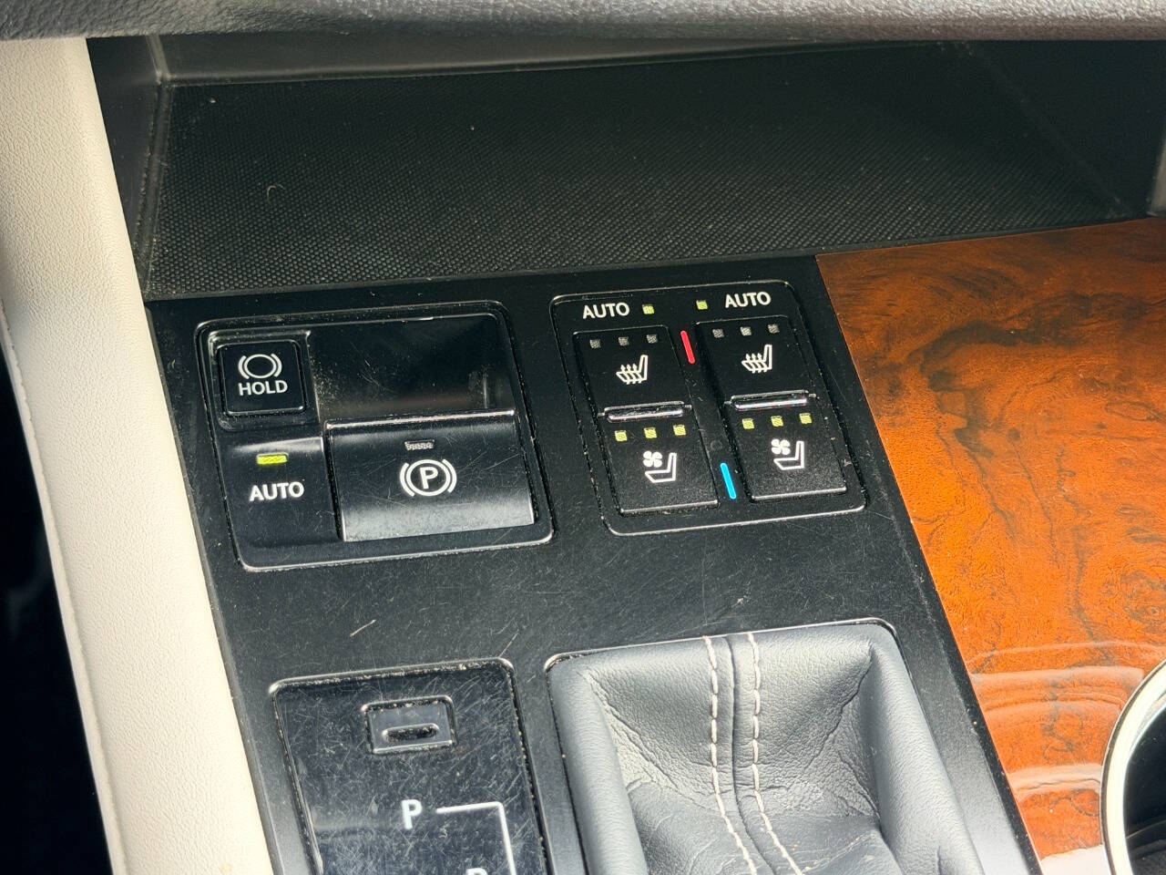 LexusRX 35051