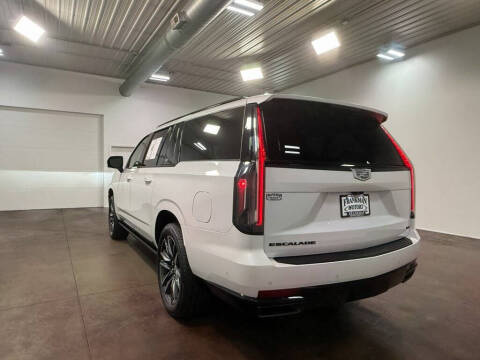 2021 Cadillac Escalade ESV Sport Platinum