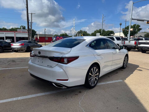 2021 Lexus ES 350