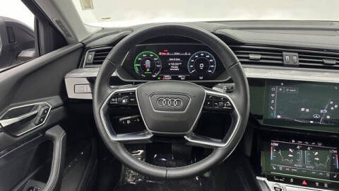 2024 Audi Q8 e-tron quattro Premium Plus