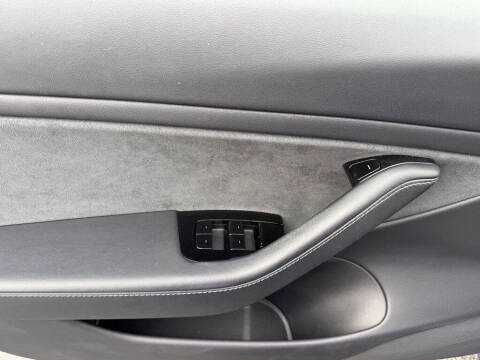 2019 Tesla Model 3 Performance
