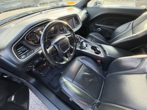 2018 Dodge Challenger SXT Plus