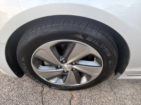 2016 Hyundai Sonata Hybrid