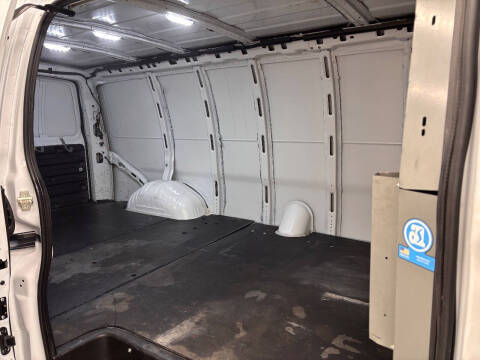 2023 Chevrolet Express 3500
