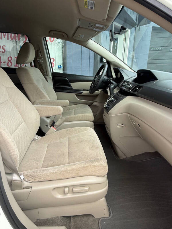 2014 Honda Odyssey LX