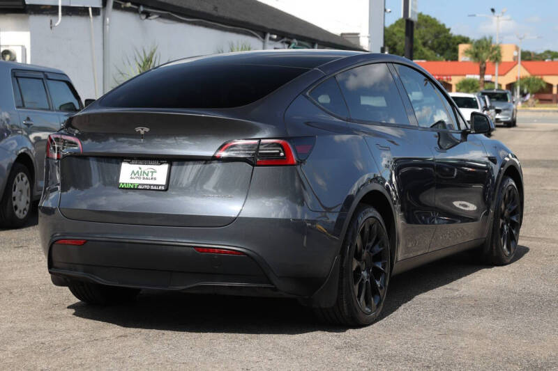 2023 Tesla Model Y Long Range
