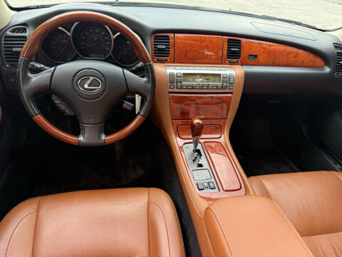 2004 Lexus SC 430