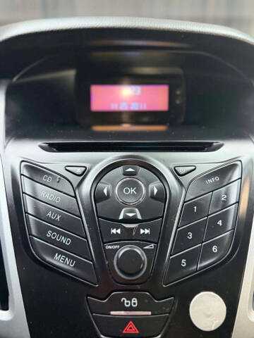 2012 Ford Focus SE