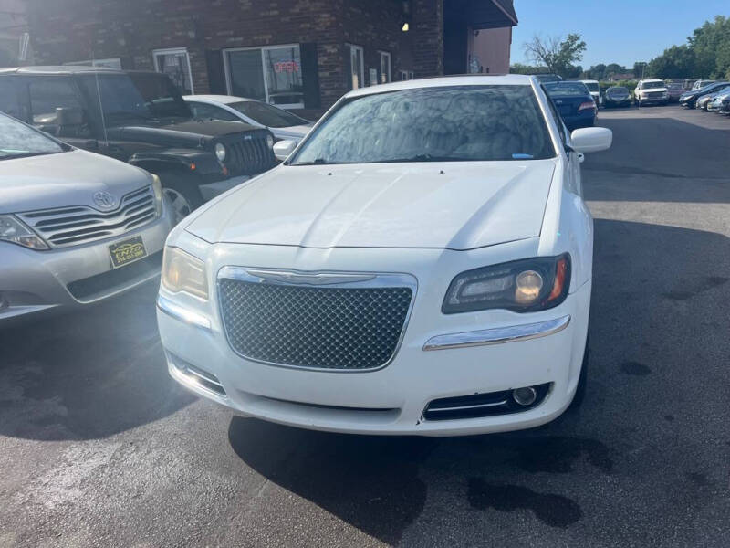 2012 Chrysler 300 S V6