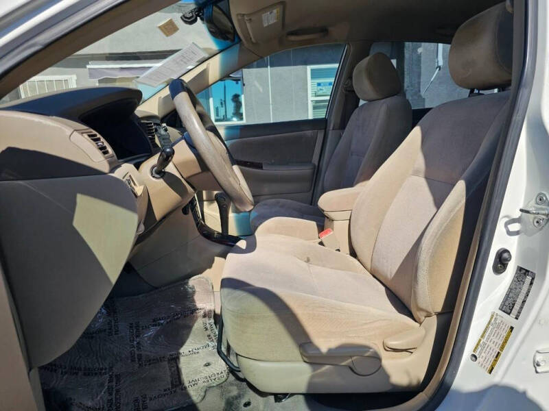 2006 Toyota Corolla LE