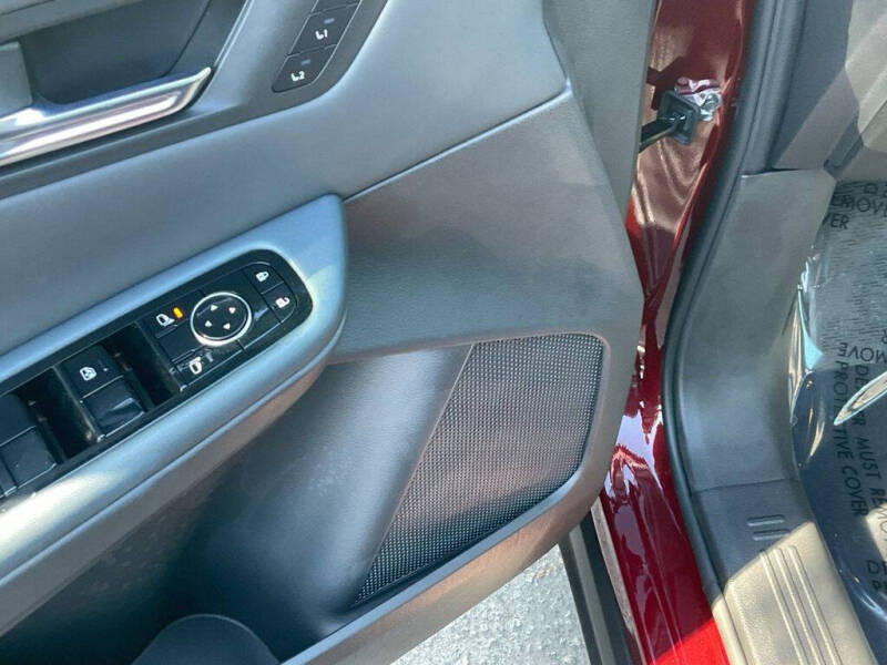 2026 Nissan LEAF Platinum+