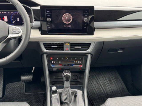 2026 Volkswagen Taos SEL 4Motion