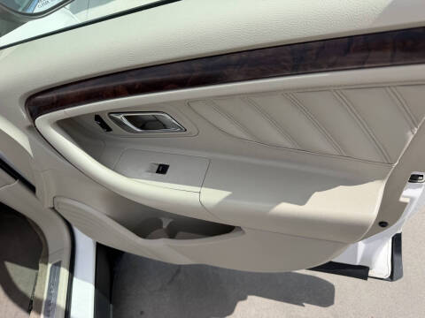 2012 Ford Taurus Limited