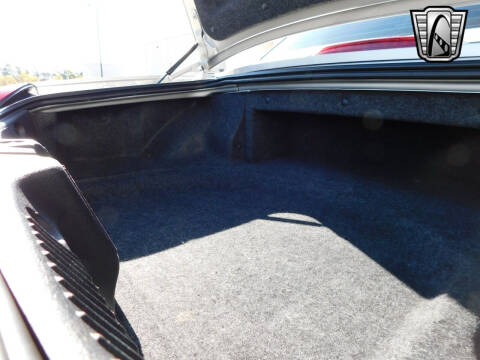 2004 Ford Thunderbird Deluxe