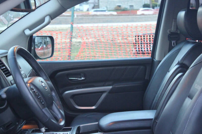 2015 Nissan Armada Platinum